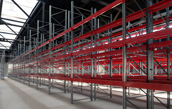 What is the most widely used pallet racking system?