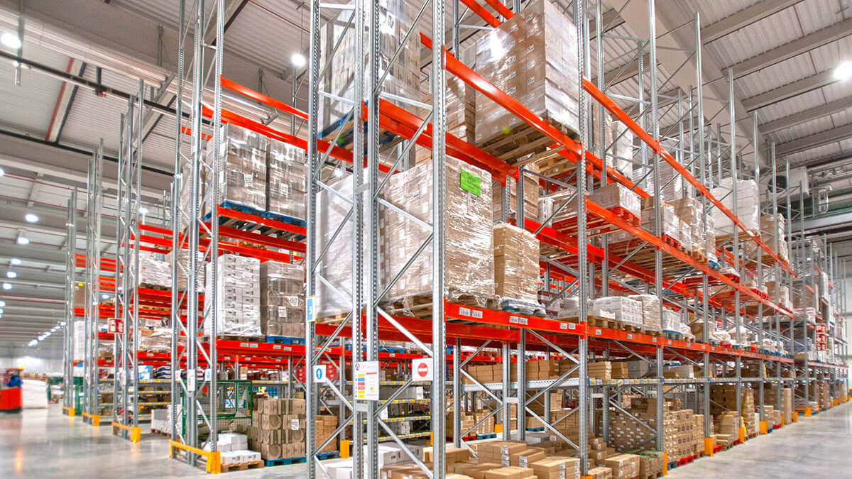 What Is Standard Pallet Racking?